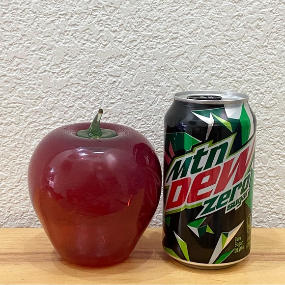 Vintage Handblown 4.5” Red Apple Art Glass Fruit Decor - Picture 3 of 7